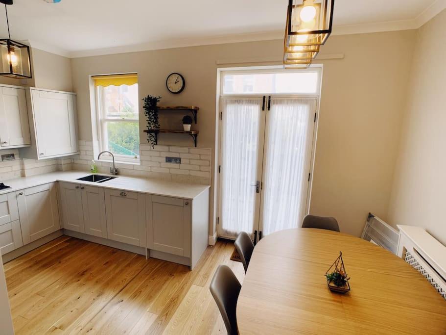 Tynemouth Seaside 3 Bed House Close To Beach/Bars/Restaurants - Parking Space Included Villa Екстериор снимка