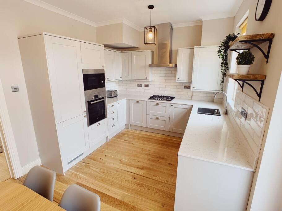Tynemouth Seaside 3 Bed House Close To Beach/Bars/Restaurants - Parking Space Included Villa Екстериор снимка